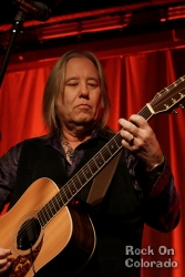 Robert Hojaboom at COMBO Songwriters Showcase at Walnut Room